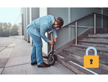 Cum îmi pot bloca trotineta electrică? Un ghid pentru a vă proteja trotineta contra furtului