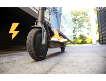 Cum să îmbunătățiți ușor performanța trotinetei electrice? Vă oferim câteva sfaturi testate!