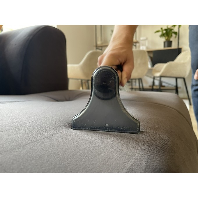 Aspirator pentru tapițerii și scaune auto AERIUM R1600 Clean Professional