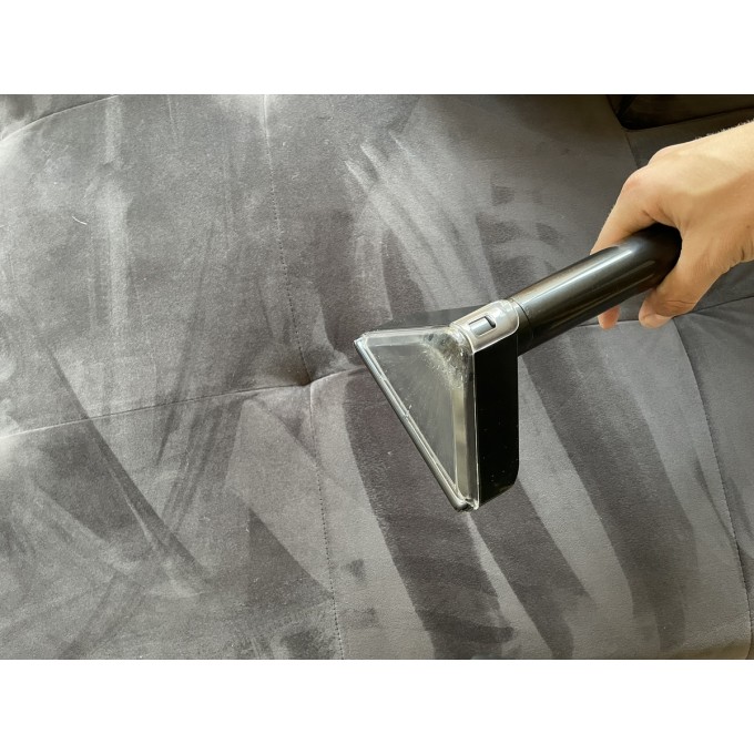 Aspirator pentru tapițerii și scaune auto AERIUM R1600 Clean Professional