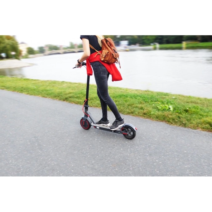 Trotinetă electrică AERIUM AOVO PRO neagră